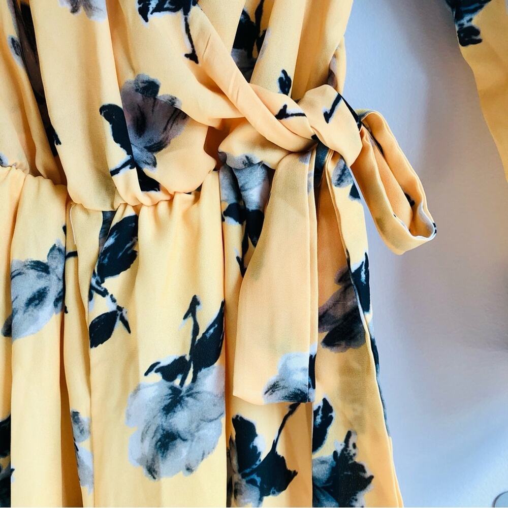 Resort Wear 7Days Vacation Floral Faux Wrap Yellow Romper Women’s Size S - Picture 5 of 11